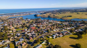 Harmony, Lakes Entrance